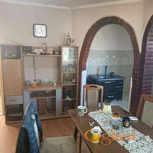 Kuća u Subotištu 180m2