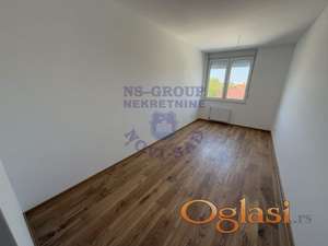 Odličan kvalitet gradnje i opreme, useljiv!