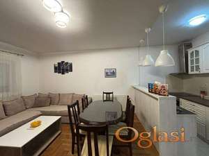 Troiposoban stan na Adicama!