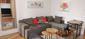 🏡 Izdaje se garsonjera – Bulevar Cara Lazara 🏡