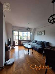 Izdaje se luksuzan troiposoban stan 78m² na Vračaru – Savršena lokacija blizu Doma zdravlja i Čuburskog parka