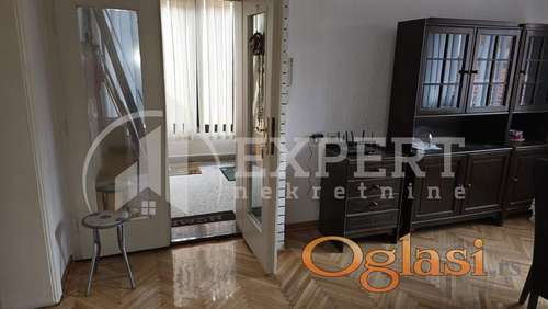 Fotografija stana 2 od 10