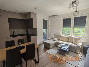 TELEP NAMESTEN STAN SA PARKING MESTO