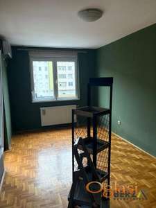 POLUNAMEŠTEN POSLOVNI PROSTOR SA PARKINGOM - STANICA