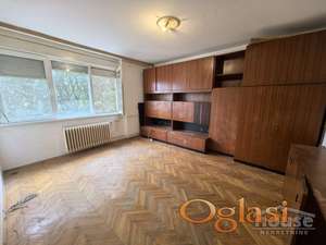 STAN - NOVI SAD - CENTAR - 38m2 - 113000 evra