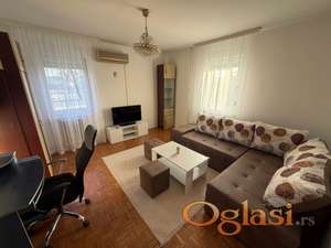 Svetao stan 40 m² – Novo naselje – odmah useljiv