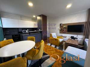 Fantastičan trosoban stan u centru grada!