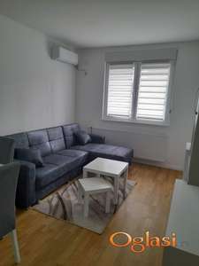 NOV, NAMESTEN JEDNOIPOSOBAN STAN, PODBARA