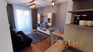 Renoviran jednoiposoban stan - 34m2 - Novosadskog sajma