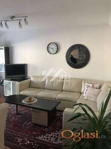 Prelep stan u kući +parking ID#6248