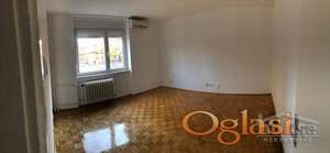 STAN - NOVI SAD - CENTAR - 45m2 - 150000 evra