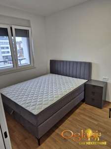 PETROVARADIN - PETROVARADIN - 42.00 m2