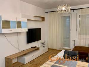 Prelep dvosoban stan na Telepu!