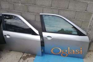 Vrata prednja desna za Alfu 156