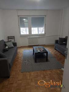  KOMFORAN JEDNOSOBAN STAN - NARODNOG FRONTA