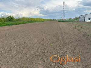 Stara Pazova građevinsko zemljište 1095m2