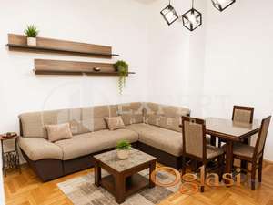 Izdaje se odličan jednoiposoban stan u centru Niša, na Keju, 42m2