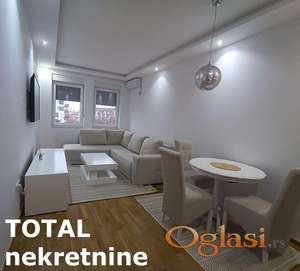 NOVI SAD - CENTAR - 42m2 - 500 evra