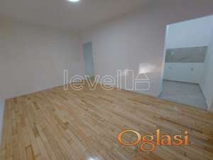 NOVI SAD - ŽELEZNIČKA STANICA - 51.00 m2