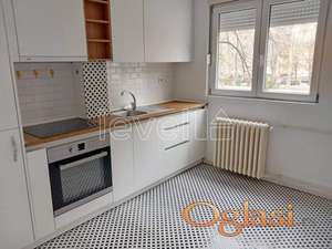 NOVI SAD - BULEVAR OSLOBOĐENJA - 31.00 m2