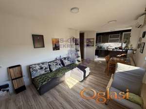 Fenomenalan trosoban stan na Spensu