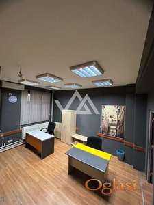 Voždovac, poslovna zgrada, 38 m2, useljvo odmah