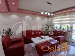 Izdaje se dvoiposoban stan, u Durlanu, u blizini Somborskog bulevara, 88m2, sa uračunatim troškovima