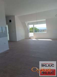 BLIZINA LIPOV GAJA, 79 m2+terase, Troiposoban-Duplex, Parking