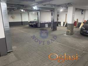 Garazno mesto u suterenu zgrade 15m2