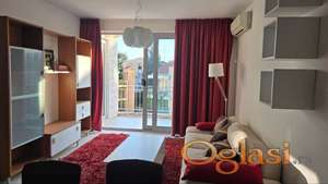 Jednosoban s pogledom na more u Petrovcu - Bazen