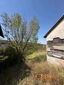 Rakovac plac 1673m2 sa objektom 21m2  HITNO!