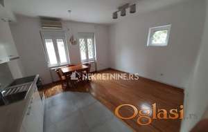 Stan u dvorištu,zaseban sa parking mestima ID#18940