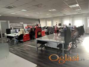 Poslovni prostor 780m2 Bulevar Vojvode Stepe