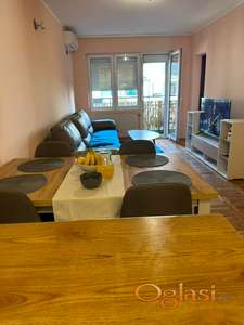 STAN NA PODBARI,PARKING