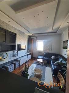 KOMPLETNO NAMEŠTEN DVOIPOSOBAN STAN NA BULEVARU EVROPE