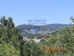 Plac u centru Vrdnika