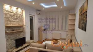 Izdaje se moderan, kompletno opremljen jednoiposoban stan u blizini Bulevara oslobođenja