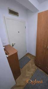 Izdajem namestenu garsonjeru na Grbavici