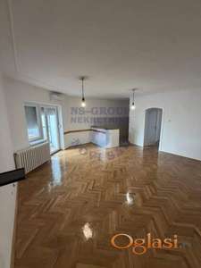 Trosoban stan, 74m2, Centar