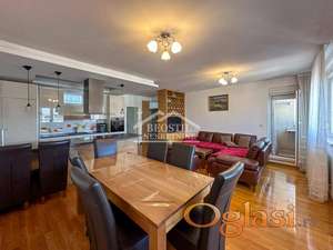 Penthouse, Đeram 375.000e plus garaža 20.000e ID#25865