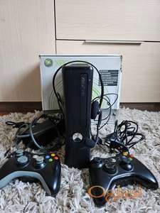 Xbox 360 elite (čipovan) u perfektnom stanju