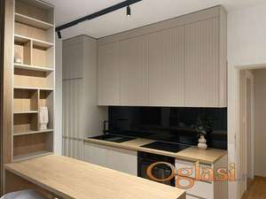 Prelep dvoiposoban stan-Petrovaradin