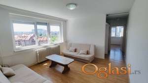 Odlican trosoban stan na Limanu 1