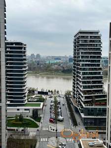 Pogled na reku, besplatna garaža, BW Eden 15. sprat