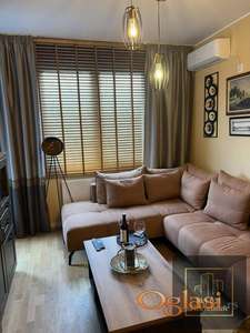 Nov dvoiposoban stan u Urbanoj Vili ! Petefi Šandora !