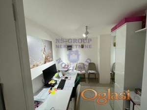 Izdaje se potpuno opremljen i funkcionalan lokal površine 70m²