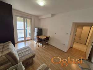 Novi Sad - Salajka - Karađorđeva - garsonjera - odmah useljivo - 250 eura