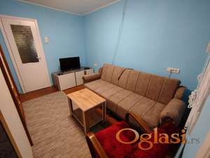 Renoviran jednosoban stan