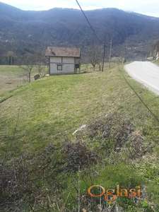 Plac u Ovcinji nedaleko od reke Drine