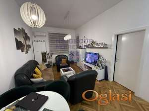 ODLICAN DVOSOBAN STAN NA KLISI